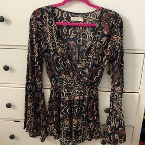 Abercrombie & Fitch bell sleeve romper Small